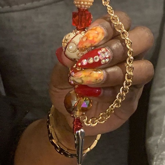 Blunt Clips Roach Clips - Picture 3 of 4